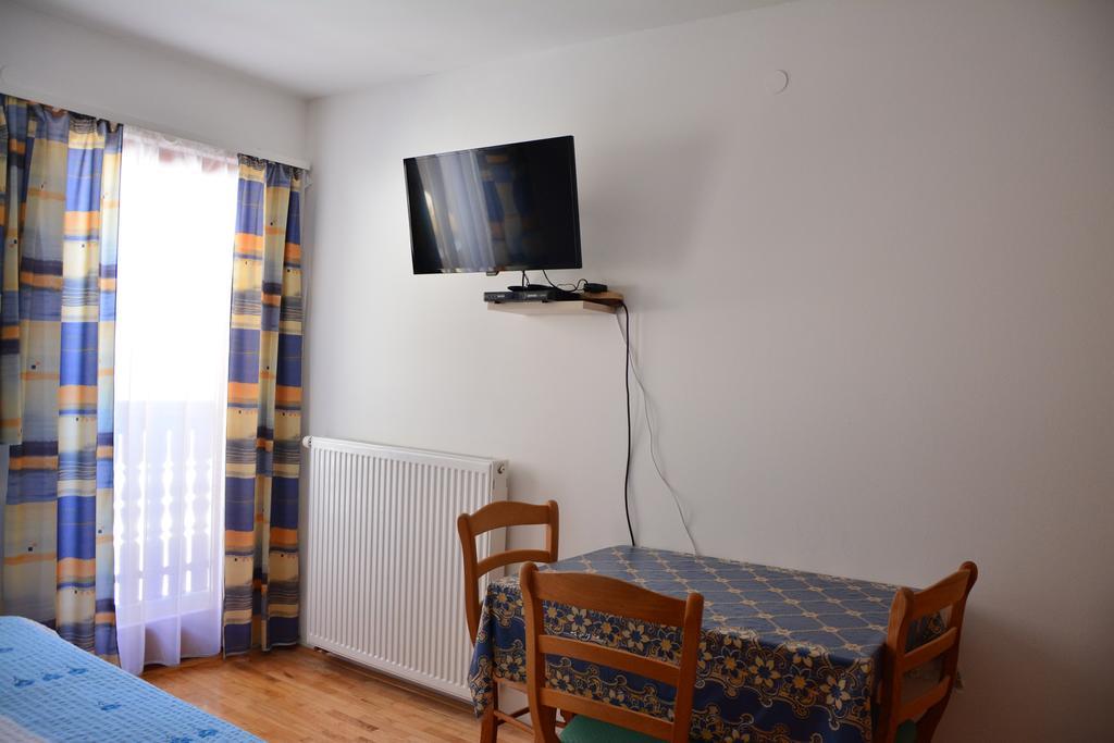 Apartments Gatej Cerkno Exterior foto
